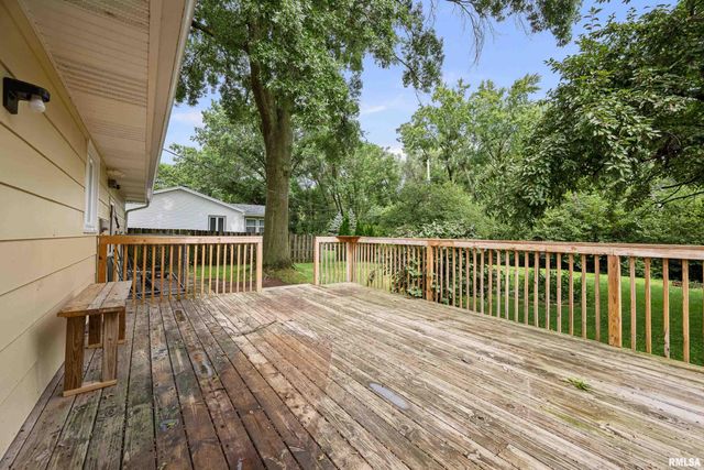 2586 E GEORGE WASHINGTON Boulevard, Davenport, IA 52803