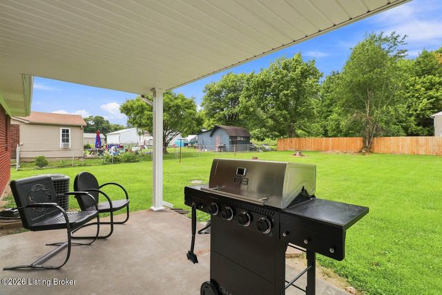 2753 Coral Ridge Rd, Brooks, KY 40109