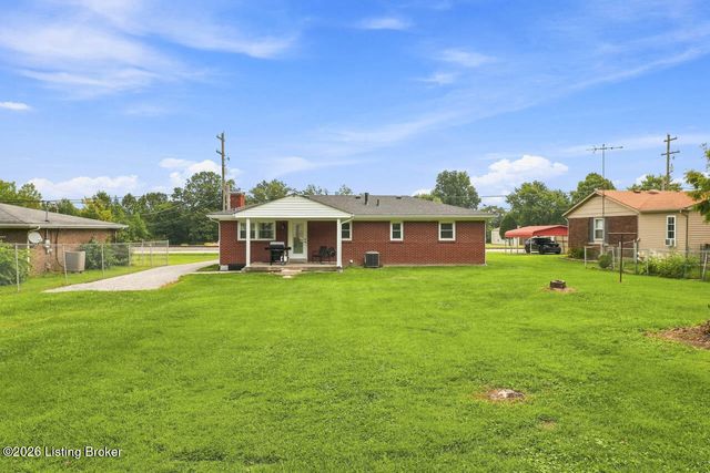 2753 Coral Ridge Rd, Brooks, KY 40109