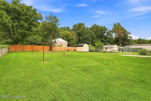 2753 Coral Ridge Rd, Brooks, KY 40109