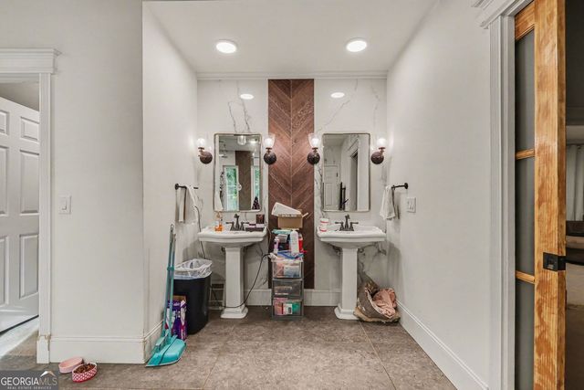 1940 Honey Creek Road SW, Conyers, GA 30094