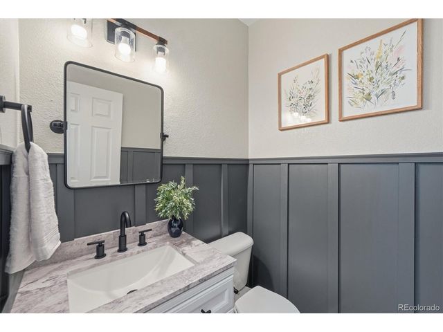 25983 E Geddes Cir, Aurora, CO 80016