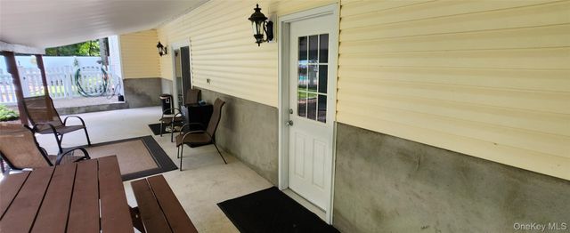32 Queen Anne Lane, Wappingers Falls, NY 12590