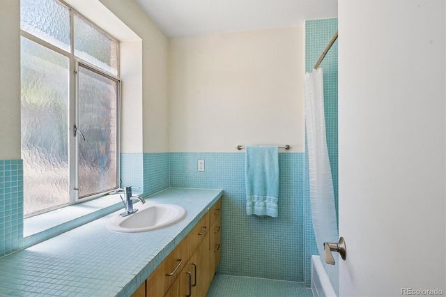 500 E 11th Avenue 301, Denver, CO 80203