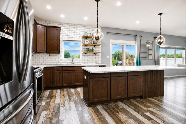 527 Chicory Lane, Valparaiso, IN 46385