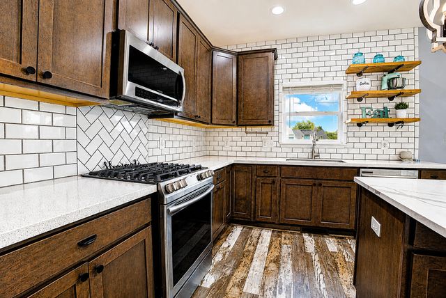 527 Chicory Lane, Valparaiso, IN 46385