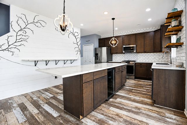 527 Chicory Lane, Valparaiso, IN 46385