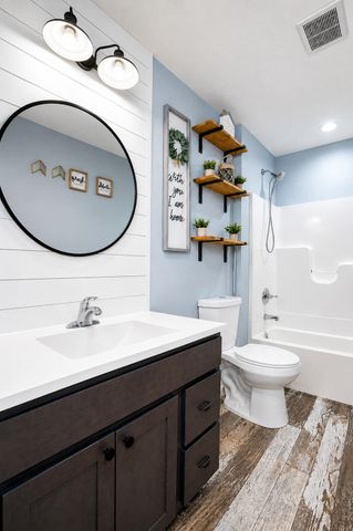 527 Chicory Lane, Valparaiso, IN 46385