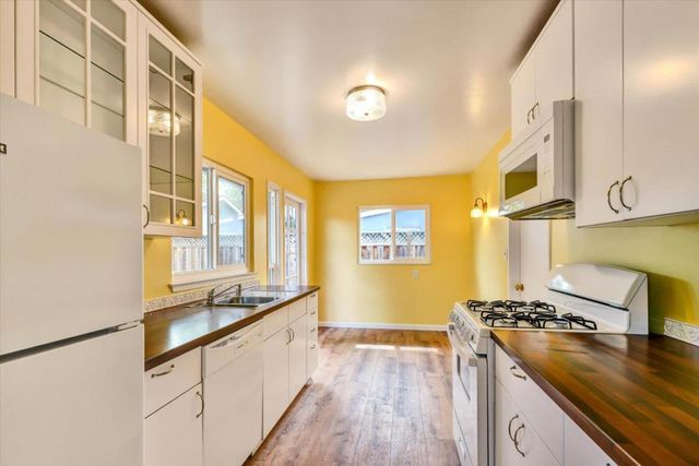 15242 Clydelle Avenue, San Jose, CA 95124