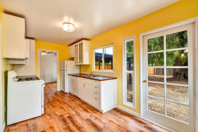 15242 Clydelle Avenue, San Jose, CA 95124