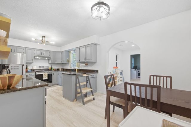 2102 Opal Drive, Eagan, MN 55122