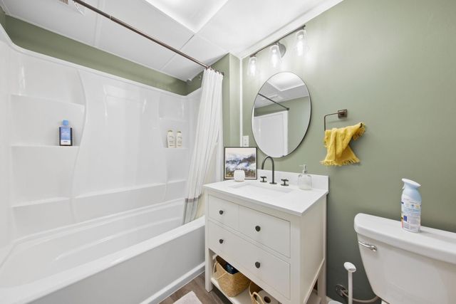 2102 Opal Drive, Eagan, MN 55122
