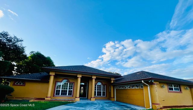 317 Lanack Road SE, Palm Bay, FL 32909