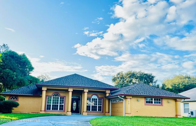 317 Lanack Road SE, Palm Bay, FL 32909