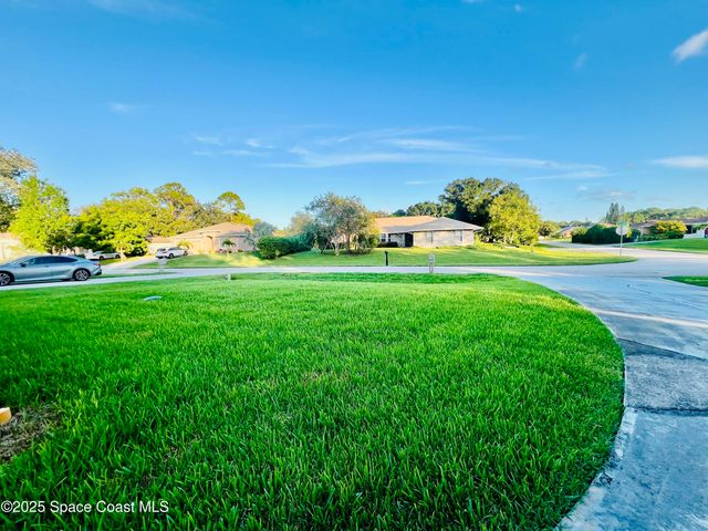 317 Lanack Road SE, Palm Bay, FL 32909