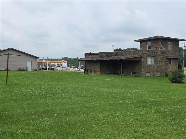 1356 Connellsville Rd, North Union Twp, PA 15456