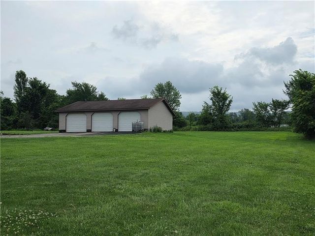 1356 Connellsville Rd, North Union Twp, PA 15456