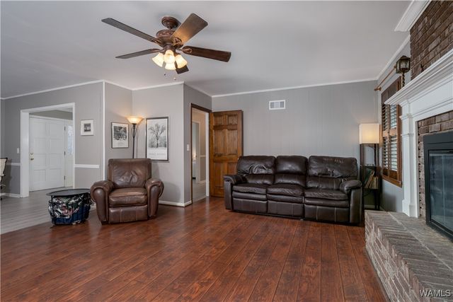 5710 Golden Pond, Northport, AL 35473