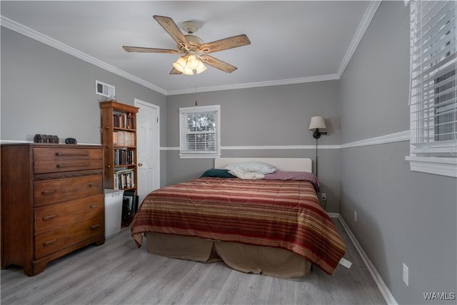 5710 Golden Pond, Northport, AL 35473