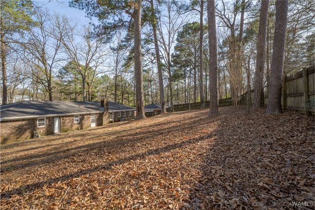 5710 Golden Pond, Northport, AL 35473