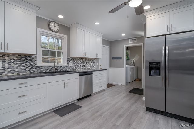 5710 Golden Pond, Northport, AL 35473