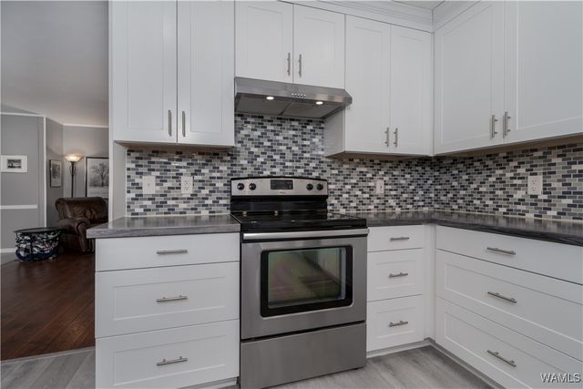 5710 Golden Pond, Northport, AL 35473