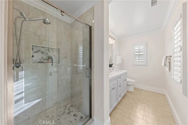 77 Canyoncrest, Irvine, CA 92603