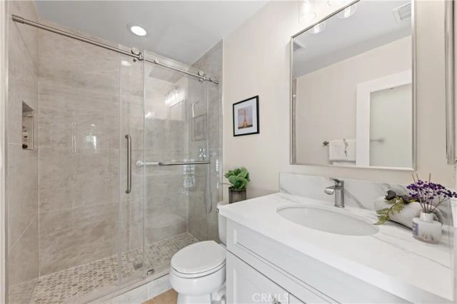 77 Canyoncrest, Irvine, CA 92603