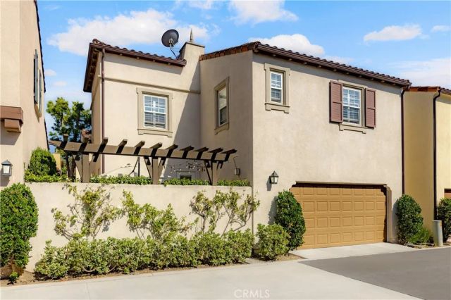 77 Canyoncrest, Irvine, CA 92603