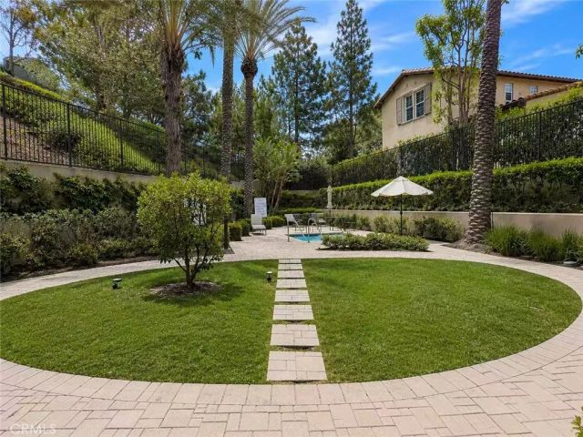 77 Canyoncrest, Irvine, CA 92603