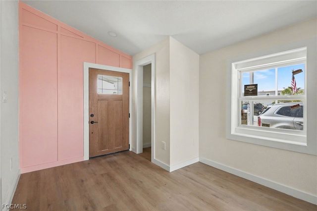 11330 Cypress LN, Fort Myers Beach, FL 33931
