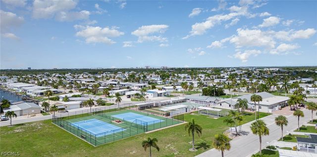 11330 Cypress LN, Fort Myers Beach, FL 33931