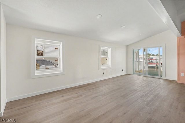 11330 Cypress LN, Fort Myers Beach, FL 33931