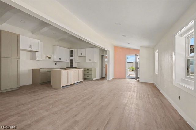 11330 Cypress LN, Fort Myers Beach, FL 33931