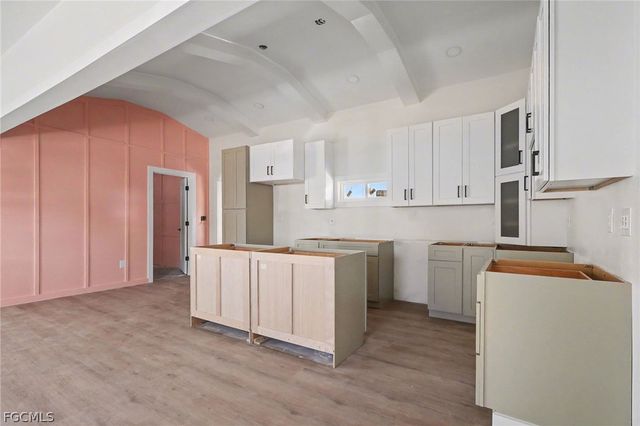 11330 Cypress LN, Fort Myers Beach, FL 33931