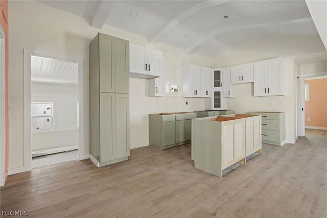 11330 Cypress LN, Fort Myers Beach, FL 33931