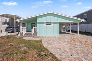 11330 Cypress LN, Fort Myers Beach, FL 33931