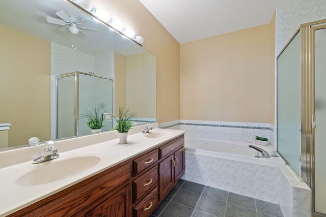 303 Reserve Circle, Clarendon Hills, IL 60514