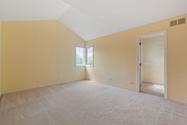 303 Reserve Circle, Clarendon Hills, IL 60514