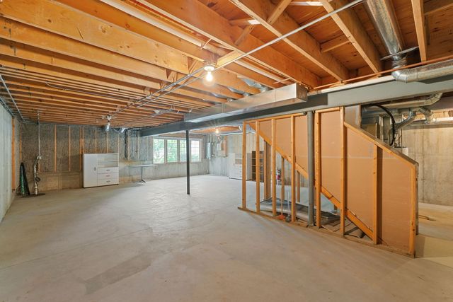 303 Reserve Circle, Clarendon Hills, IL 60514