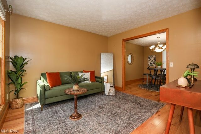 2533 Acorn Avenue, Ravenna, OH 44266