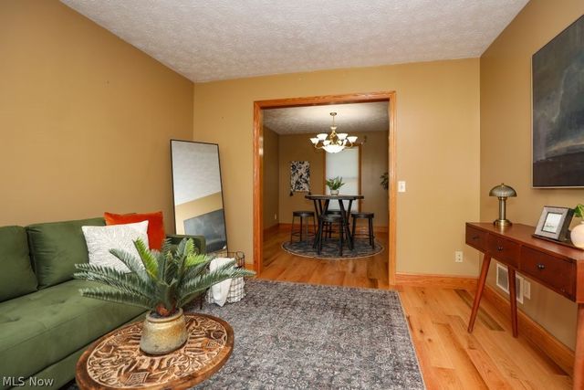 2533 Acorn Avenue, Ravenna, OH 44266