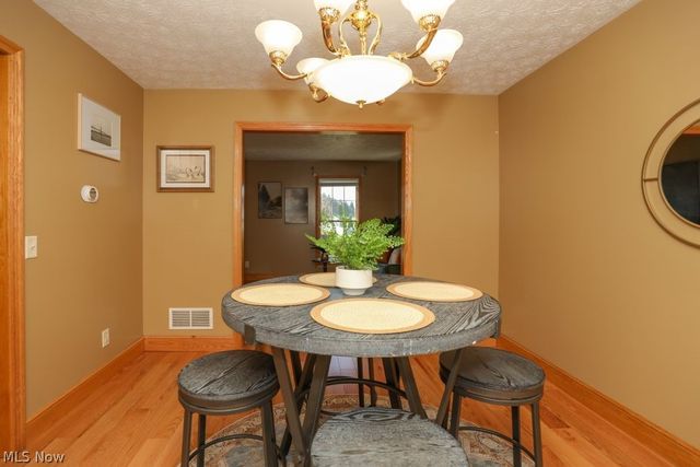 2533 Acorn Avenue, Ravenna, OH 44266