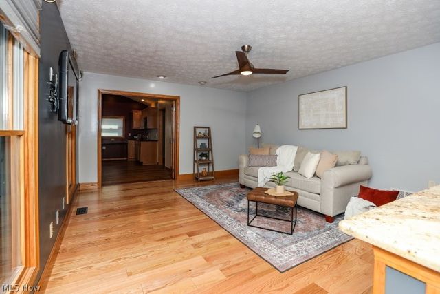 2533 Acorn Avenue, Ravenna, OH 44266