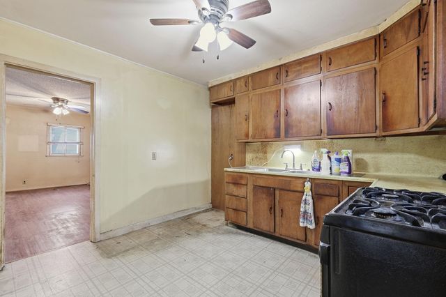 235 Mainzer Street, West Saint Paul, MN 55118