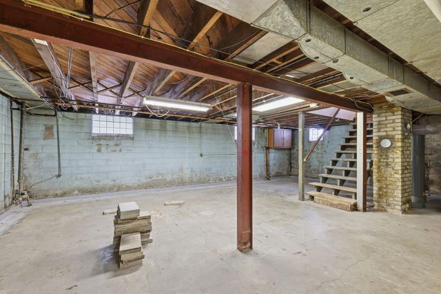 235 Mainzer Street, West Saint Paul, MN 55118