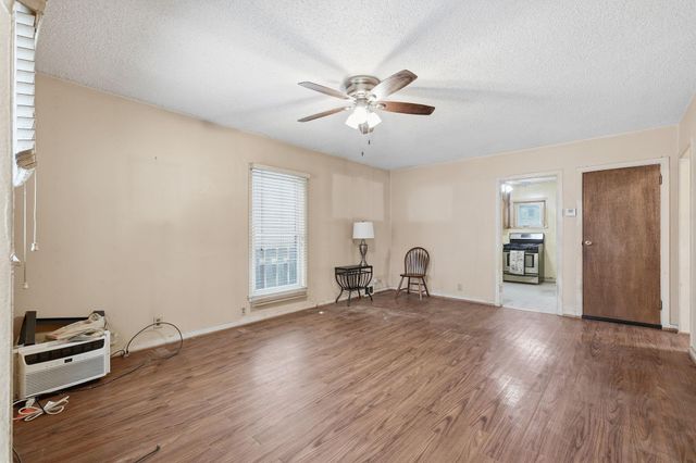 235 Mainzer Street, West Saint Paul, MN 55118