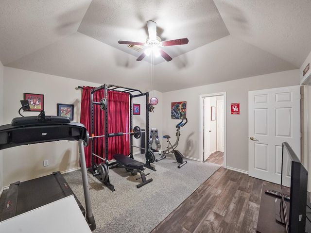 719 Rock Springs Drive, Richmond, TX 77469