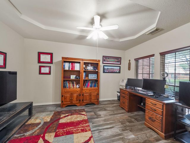 719 Rock Springs Drive, Richmond, TX 77469
