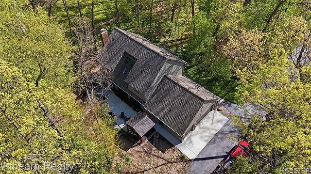 5126 Braddock Court, Brighton, MI 48114